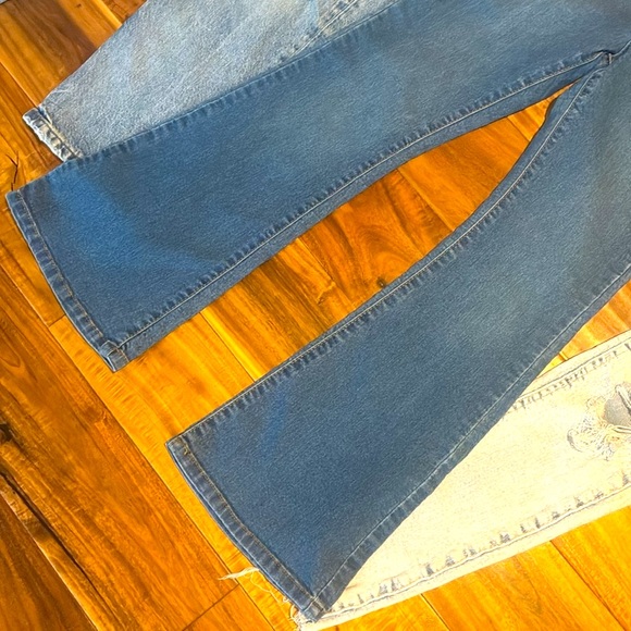 Forever 21 Kids Denim Jeans Trio - Blue, Light Blue, White (1 NEW) - Picture 12 of 17